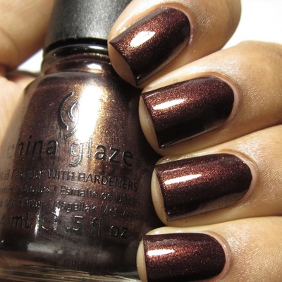China glaze - side saddle