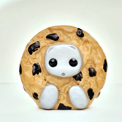Chocolate chip cookie resin robot art toy figurine 