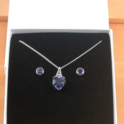 Gift boxed set/sterling silver sapphire lab created heart pendant & chain/sapphire necklace/sapphire jewellery/sapphire jewelry/september birthsto
