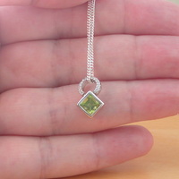 BOXED GIFT SET/Sterling Silver Peridot & Cz Gemstone Pendant & Chain/Peridot Necklace/Peridot Jewellery/Peridot Jewelry/August Birthstone/UK - Thumbnail 4