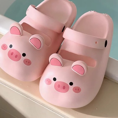 Cute pink piggy slippers