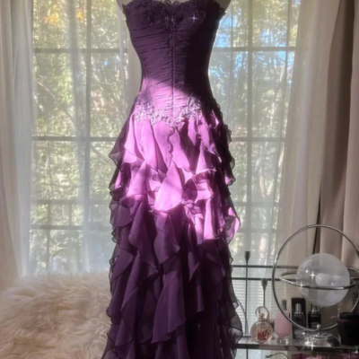 Elegant strapless purple chiffon long tiered prom dresses with lace applique 