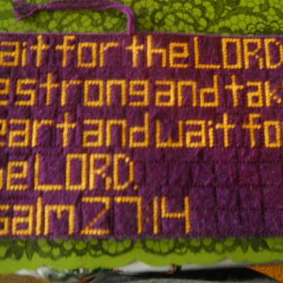 Needlepoint wall hanging:psalm 27:14