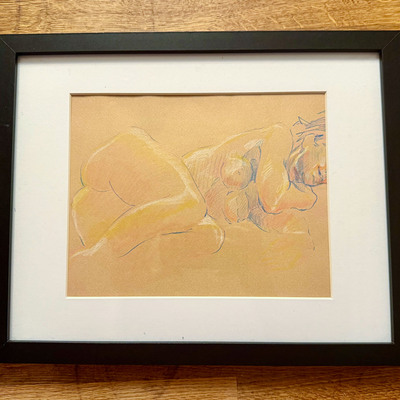 A relaxed smile - figure study