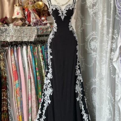 Charming sweetheart black satin long prom dress with lace  - Thumbnail 1