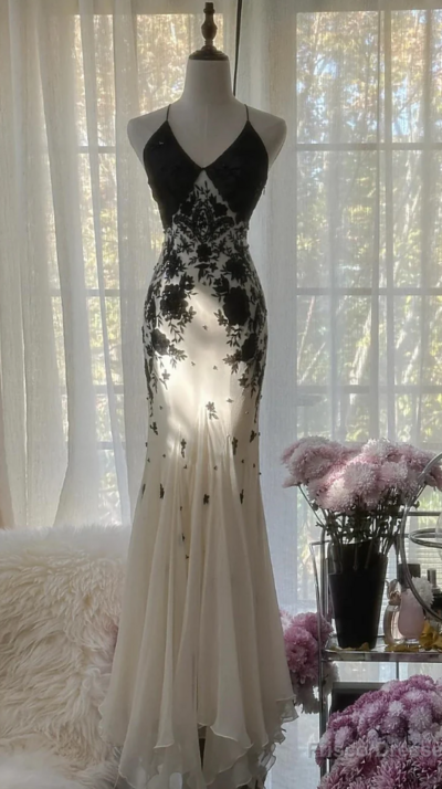 Spaghetti Strap Sheath Long Prom Dress Formal Evening Dress With Lace Applique 