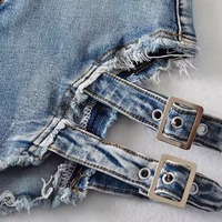 Rocker side cut-outs high-waisted denim shorts - Thumbnail 7