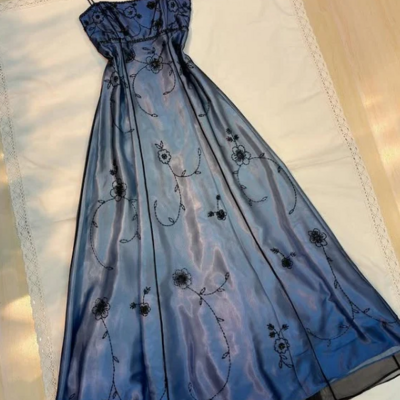 Romantic blue gradient empire backless prom dresses with beading