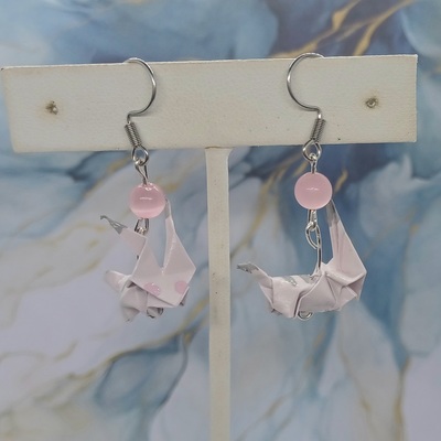 Origami earrings: peakychu