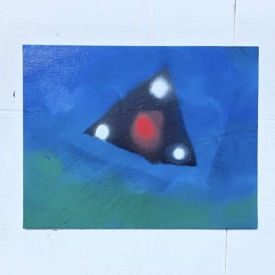 Triangle ufo