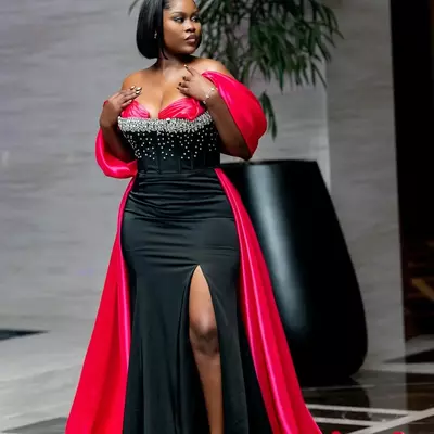 Aso ebi black mermaid prom dresses evening gowns crystals beaded side split off shoulder second birthday engagement gowns