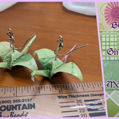 Origami crane earrings - green set