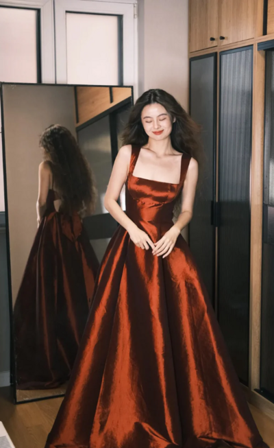 Elegant A-Line Burgundy Square Neck Satin Long Prom Dress With Bow 