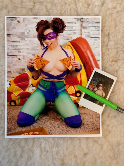LAST REMAINING "Pizza Ninja" Signed & Kissed Past SWAK Tier Bundle