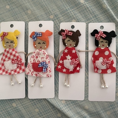 Felt doll pins
