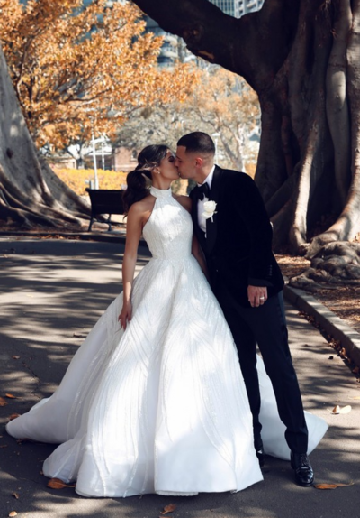 Luxurious Halter High Neck Backless Sequins Mermaid Wedding Dresses with Pockets
