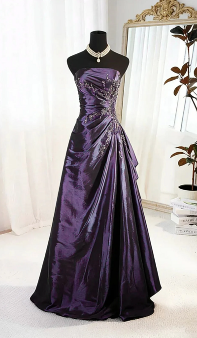 Elegant Strapless Ruched A-Line Dark Purple Taffeta Prom Dresses