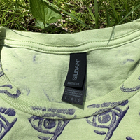 "Captive Audience" Hand-printed T-shirt - Thumbnail 4