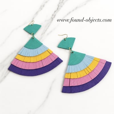Ming - (available in 2 colors)