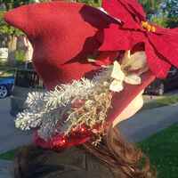 Winter Cheer Floral Hat - Thumbnail 1