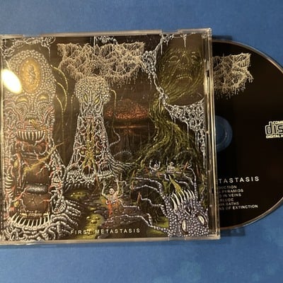 Cancer void - first metastasis (cd)
