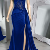 Spaghetti Strap Sleeveless Black Pleated Split Prom Dress With Beading - Thumbnail 2