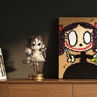 Painting by Celipe Perroloco "Corrupted Lady Flower"  - Thumbnail 2
