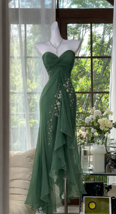 Elegant Sheath Green Chiffon Prom Dress Evening Dress With Beading 
