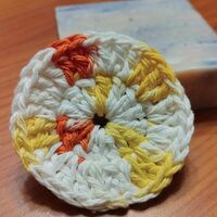 Crochet Make up disk - Thumbnail 3