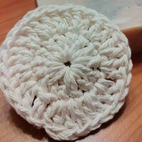 Crochet Make up disk - Thumbnail 2
