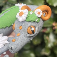Daisy the Flower Crown Dragon - Thumbnail 5