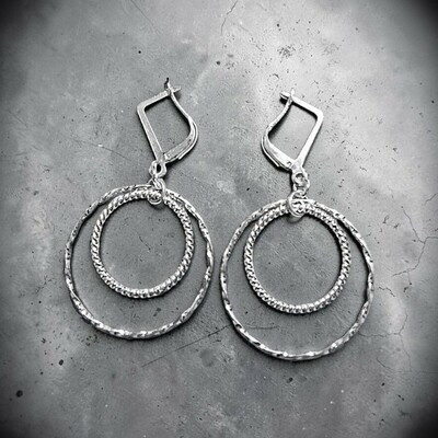 Bright silver plated double hoop earrings with lever-back ear wires