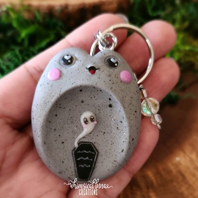 Granite ghostie