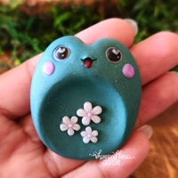 Green Daisies - Thumbnail 1