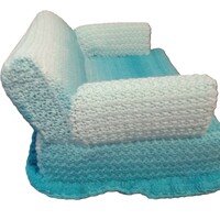 Handmade Crochet Kitty Couch – Pet Bed for Cats & Small Dogs - Thumbnail 1