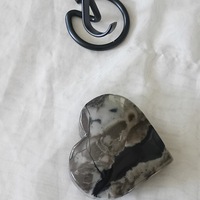 Natural Hand Carved Polished  Volcanic Moss Agate Heart Quartz - Thumbnail 3