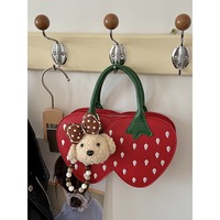Strawberry-shaped crossbody bag - Thumbnail 2