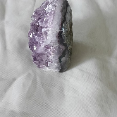 Amyhest drusy geode cluster light purple with white banning agate 292.5g