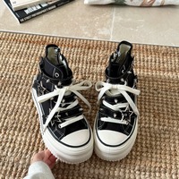 Star-shaped rivets high-top canvas sneakers - Thumbnail 4