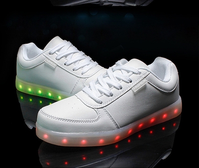 Fashionable LED light shoes