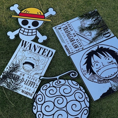 One-Piece Anime Skull Mirror: Irregular Frameless Manga Silhouette, Easy Install