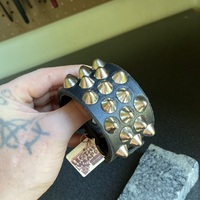 ON-SALE: Premade 3-2-3 Standard British Studs Wristband - Thumbnail 1