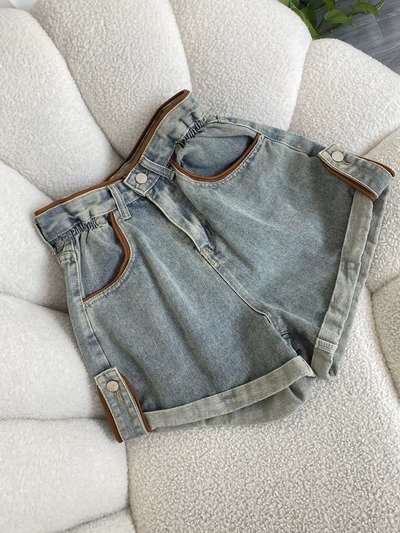 Vintage high-waisted denim shorts