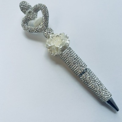 White rhinestone heart beaded pen