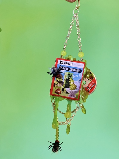 Mine Barf Single Earring