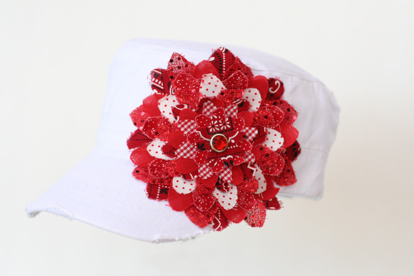 Red & White flower hat