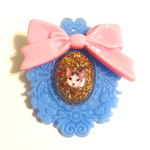 Blue Meow Brooch
