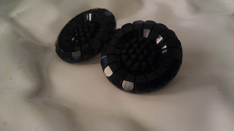 Obsidian sparkle earrings