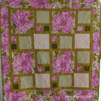 Green and pink poppy baby/toddler quilt