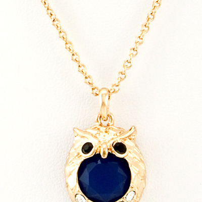 Hooting owl stone necklace